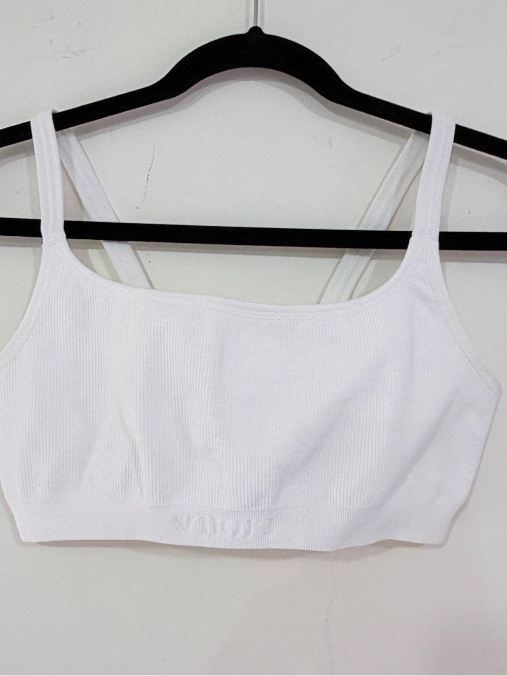 Vuori White Ribbed Sports Yoga Bra Crop Tank Women’s Size Small
